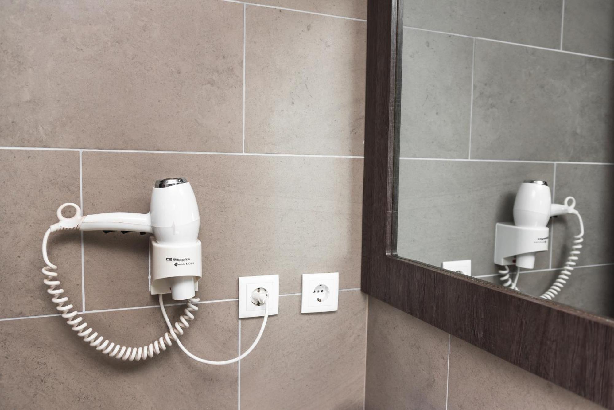 Hotel Kapital Maputo Ngoại thất bức ảnh